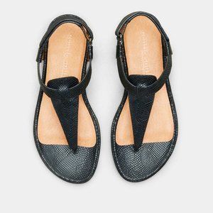 NIB Gentle Souls Oxford T-Strap Sandal Black Sz 7